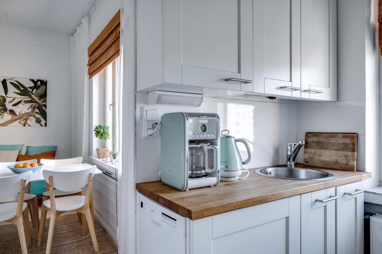 Excellent Downtown Location & City Rooftop Views Åbo Exteriör bild